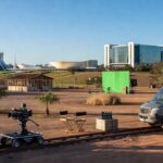 Vista do Polo de Cinema no DF reduzido, ao lado do assentamento José Wilker regularizado, em Brasília.