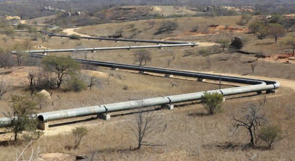 Adutora inaugurada em Planaltina após anos de racionamento de água no DF