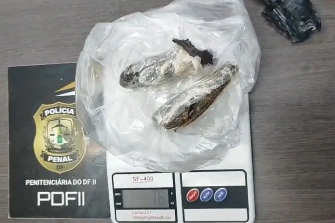 Duas mulheres são presas ao tentar entrar com 76g de ice e skunk na Papuda
