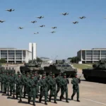 Desfile de 7 de Setembro com tropas e aeronaves na Esplanada dos Ministérios