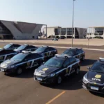 Viaturas da Polícia Civil do DF em operação contra agiotas e extorsão