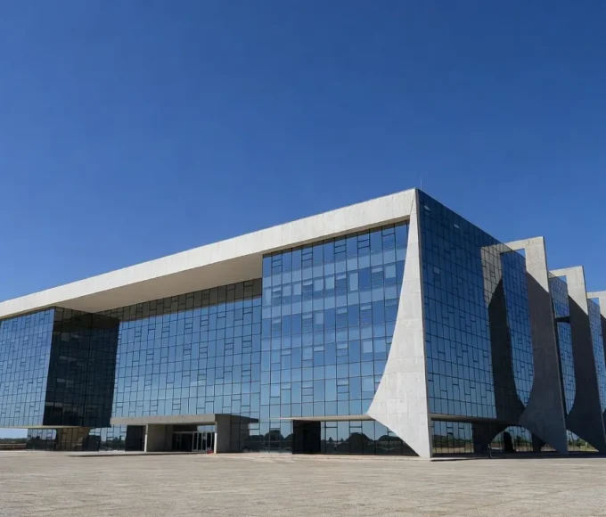 Edifício do BRB em Brasília representando decisão do TCDF sobre bens indisponíveis