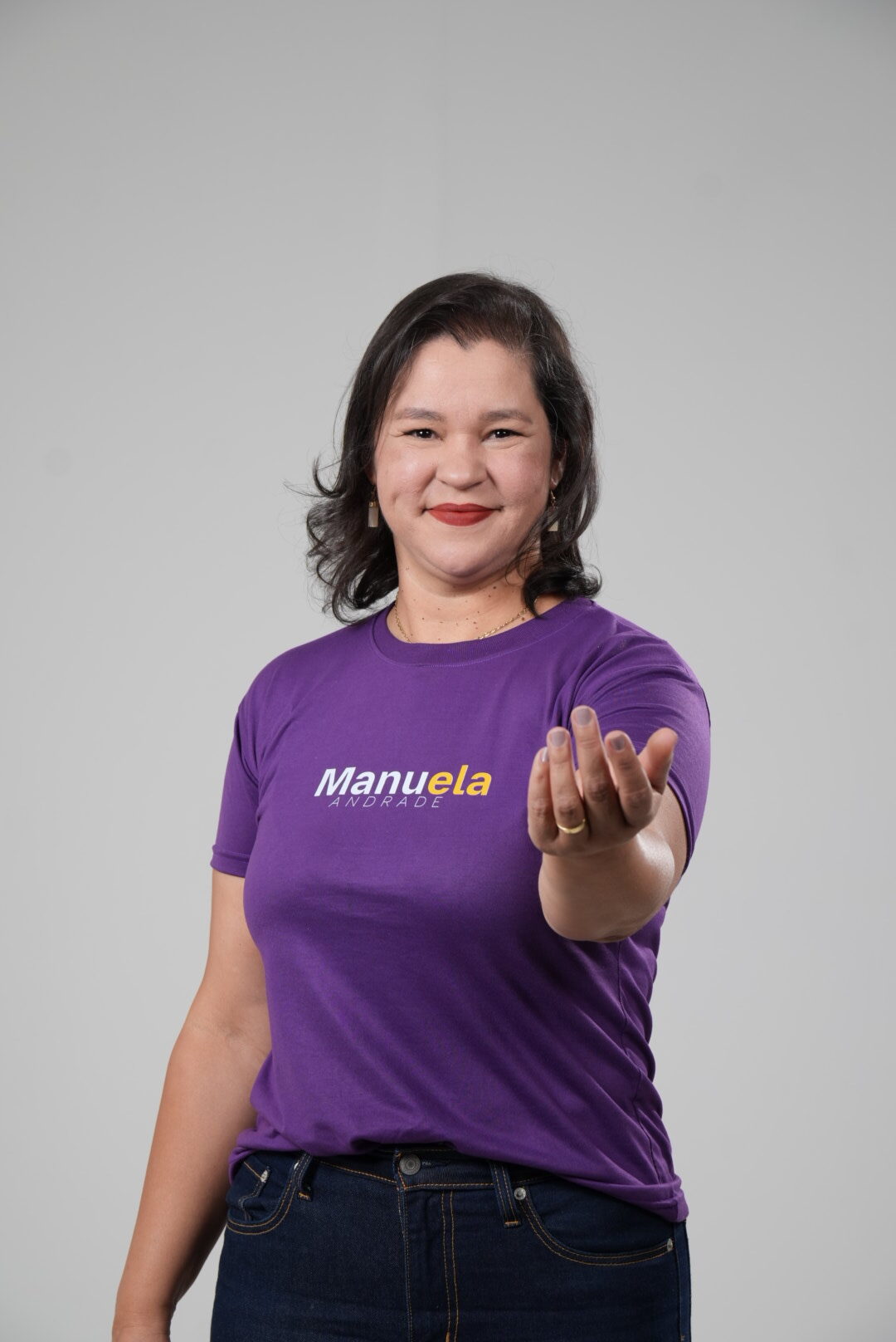 Manuela Andrade consolida favoritismo à deputada distrital com base no Gama e expansão no DF